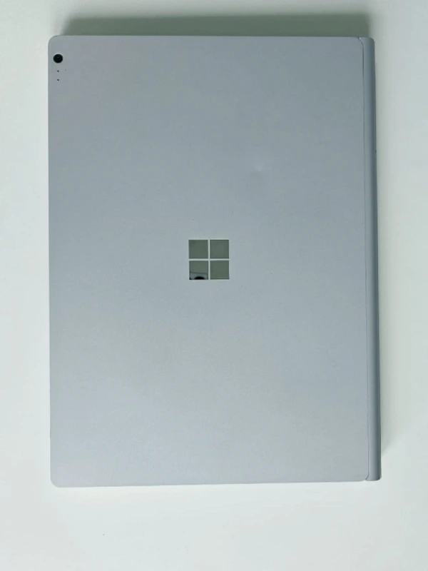Microsoft Surface Book 2 8Go/256Go SSD Nvidia Gtx Windows Pro