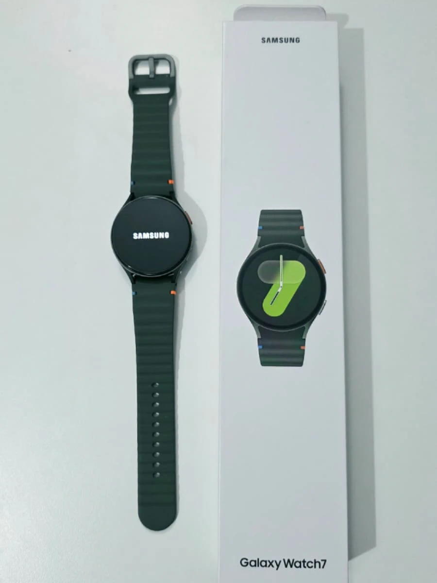Samsung Galaxy Watch 7 44mm vert