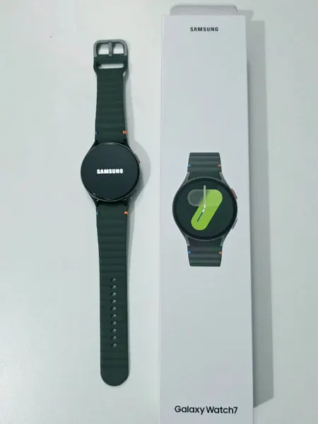Samsung Galaxy Watch 7 44mm vert