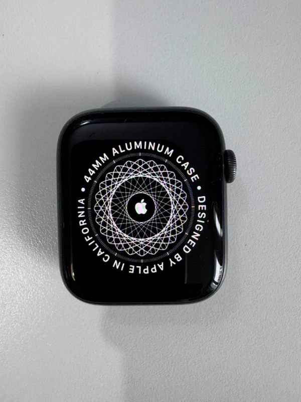 Apple Watch Série 6 44mm noir