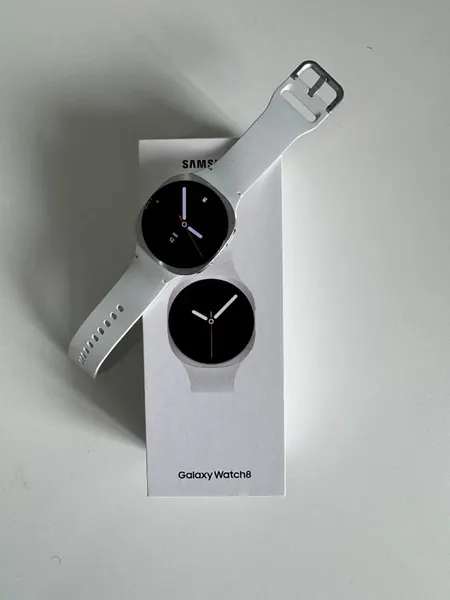 Samsung Galaxy Watch 8 LTE 40mm silver