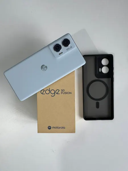Motorola Edge 50 Fusion 12Go + 512Go bleu marshmallow