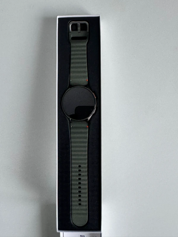 Galaxy Watch 7 44mm vert