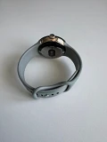 Google Pixel Watch 1 doré