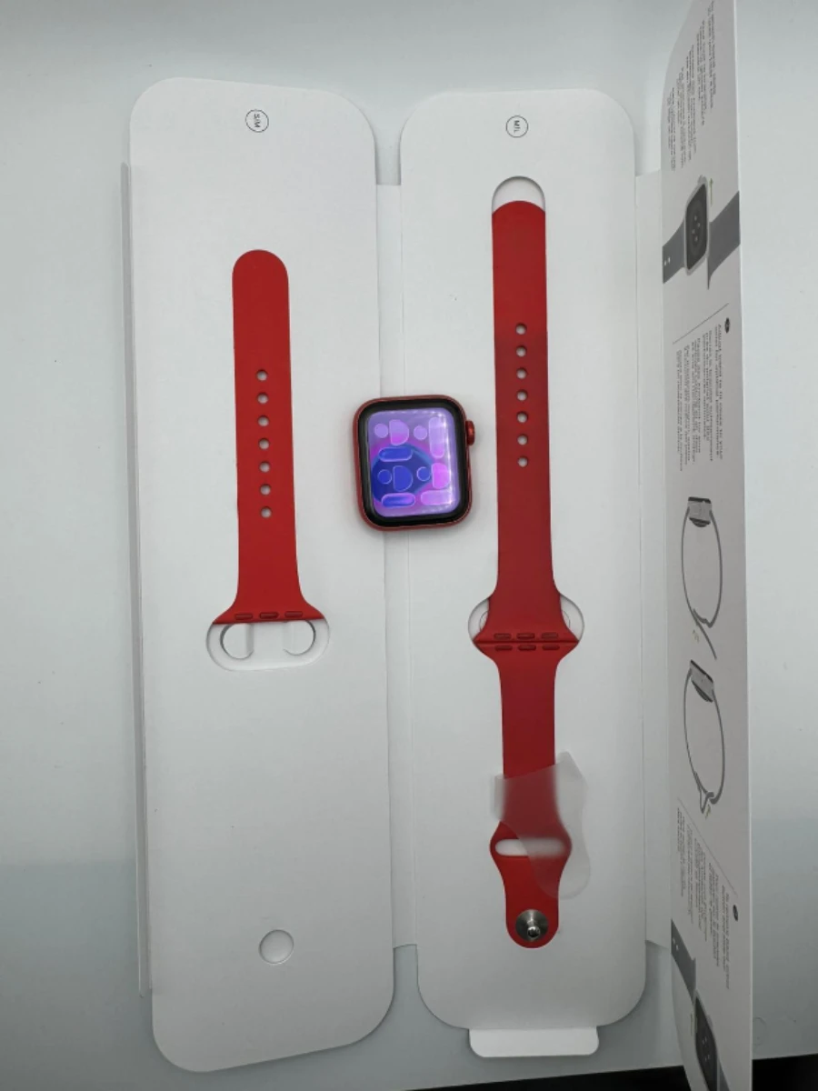 Apple Watch série 6 40mm RED (Product)