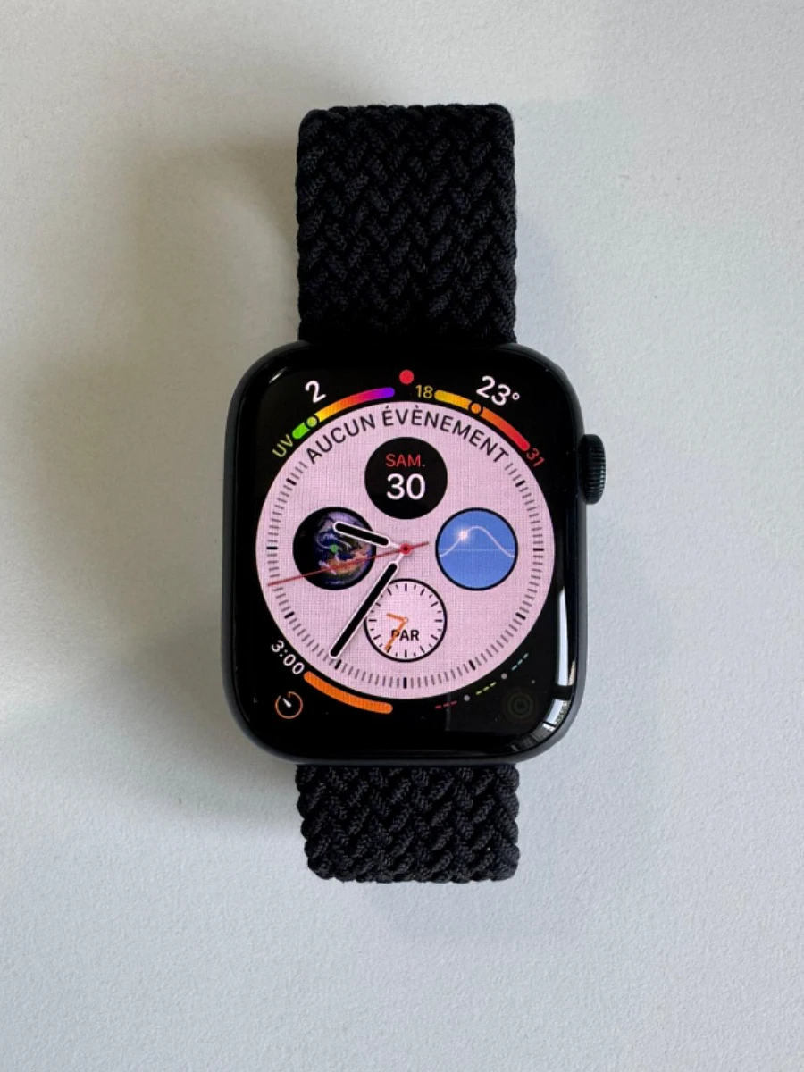Apple Watch série 7 45mm noir