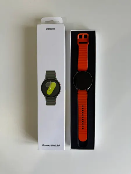 Samsung Galaxy Watch 7 44mm vert