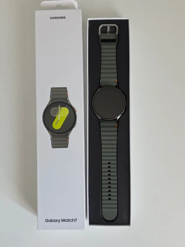 Galaxy Watch 7 44mm vert