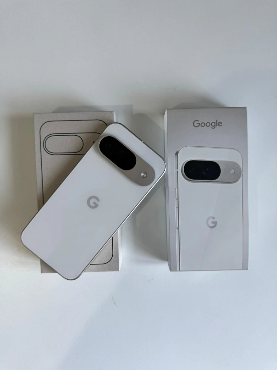 Google Pixel 9 12Go, 128Go Porcelaine