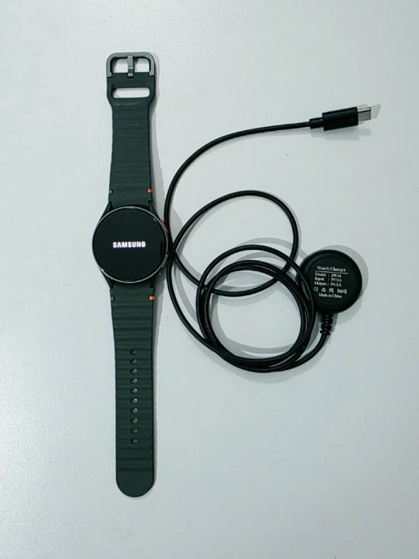 Samsung Galaxy Watch 7 40mm vert
